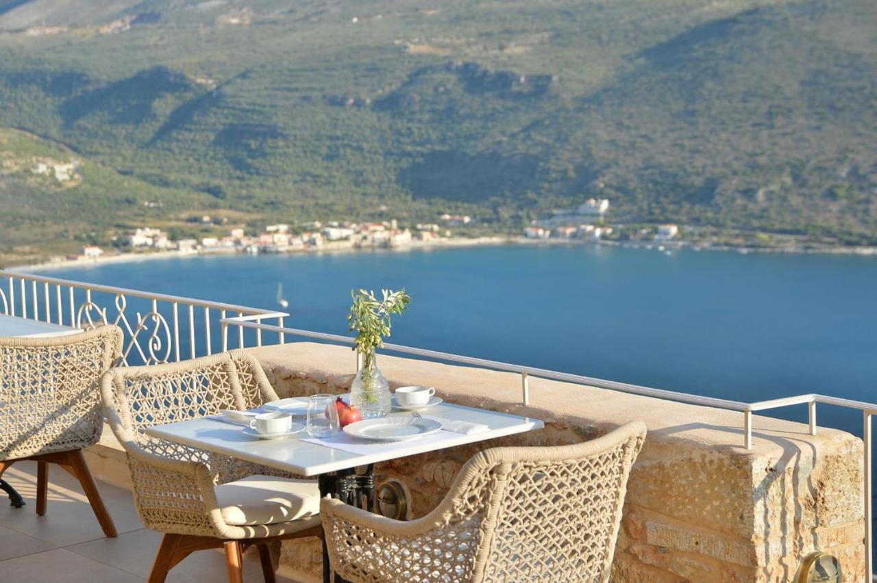 Akrolithi Boutique Hotel & Suites Oitilon Exterior photo