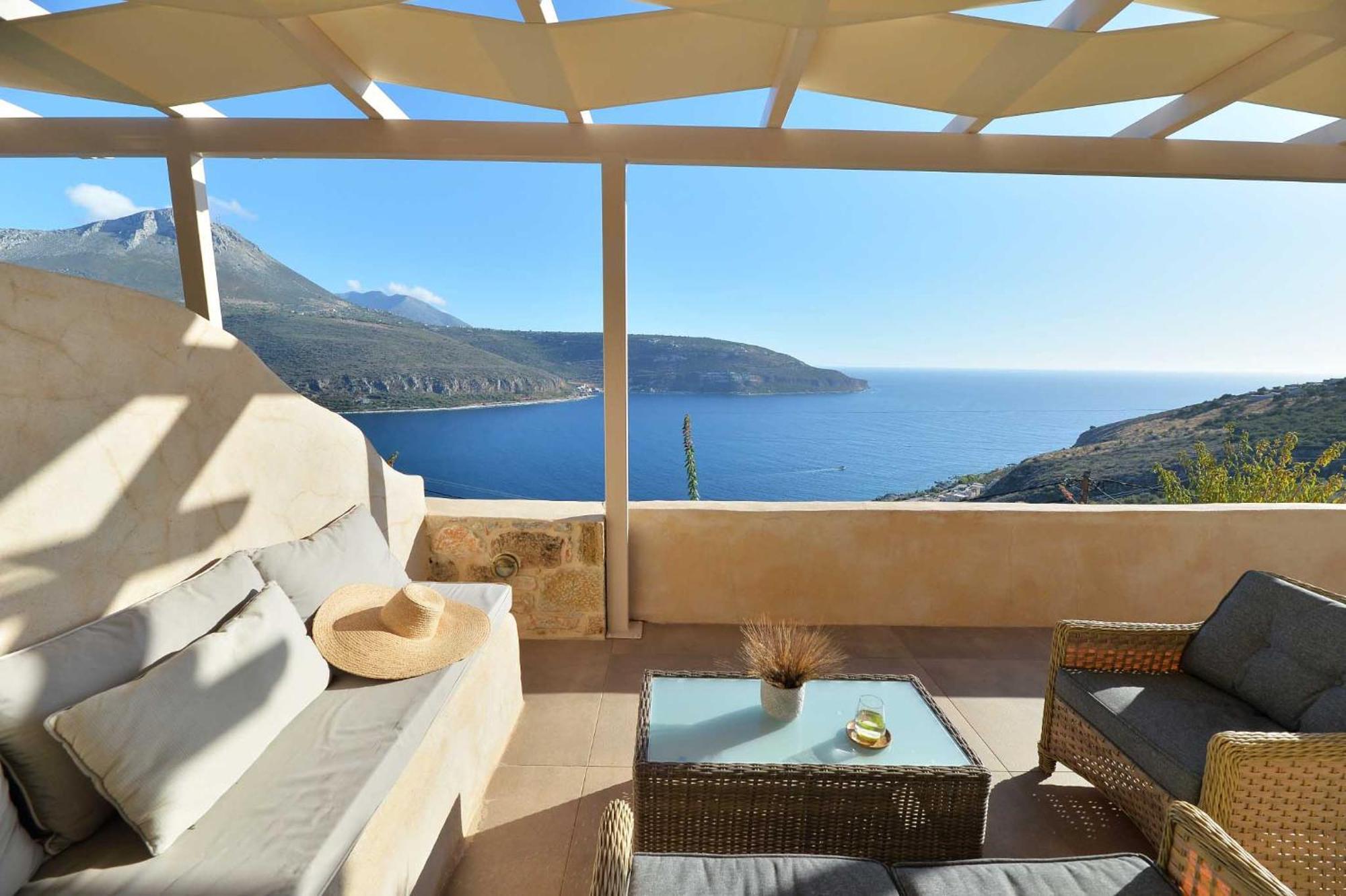 Akrolithi Boutique Hotel & Suites Oitilon Exterior photo